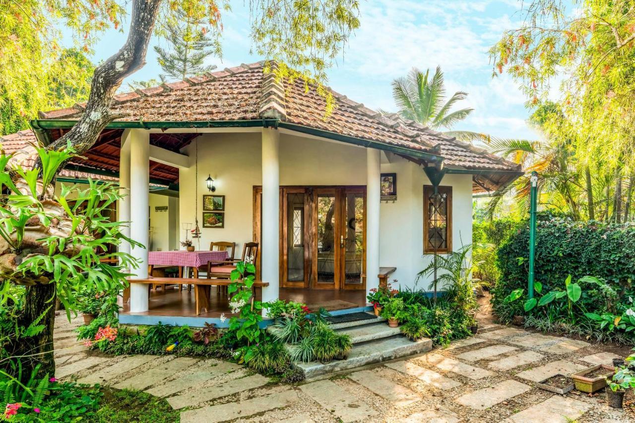 Belvilla The School Estate- Luxury Heritage Home In 200 Acres Madikeri Eksteriør billede